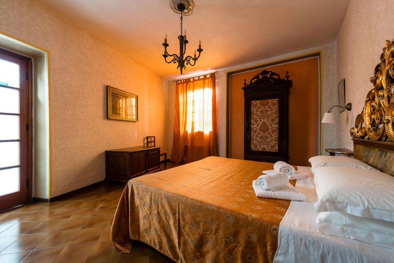 Bed and Breakfast La Gemma Di Elena Лукка Екстер'єр фото
